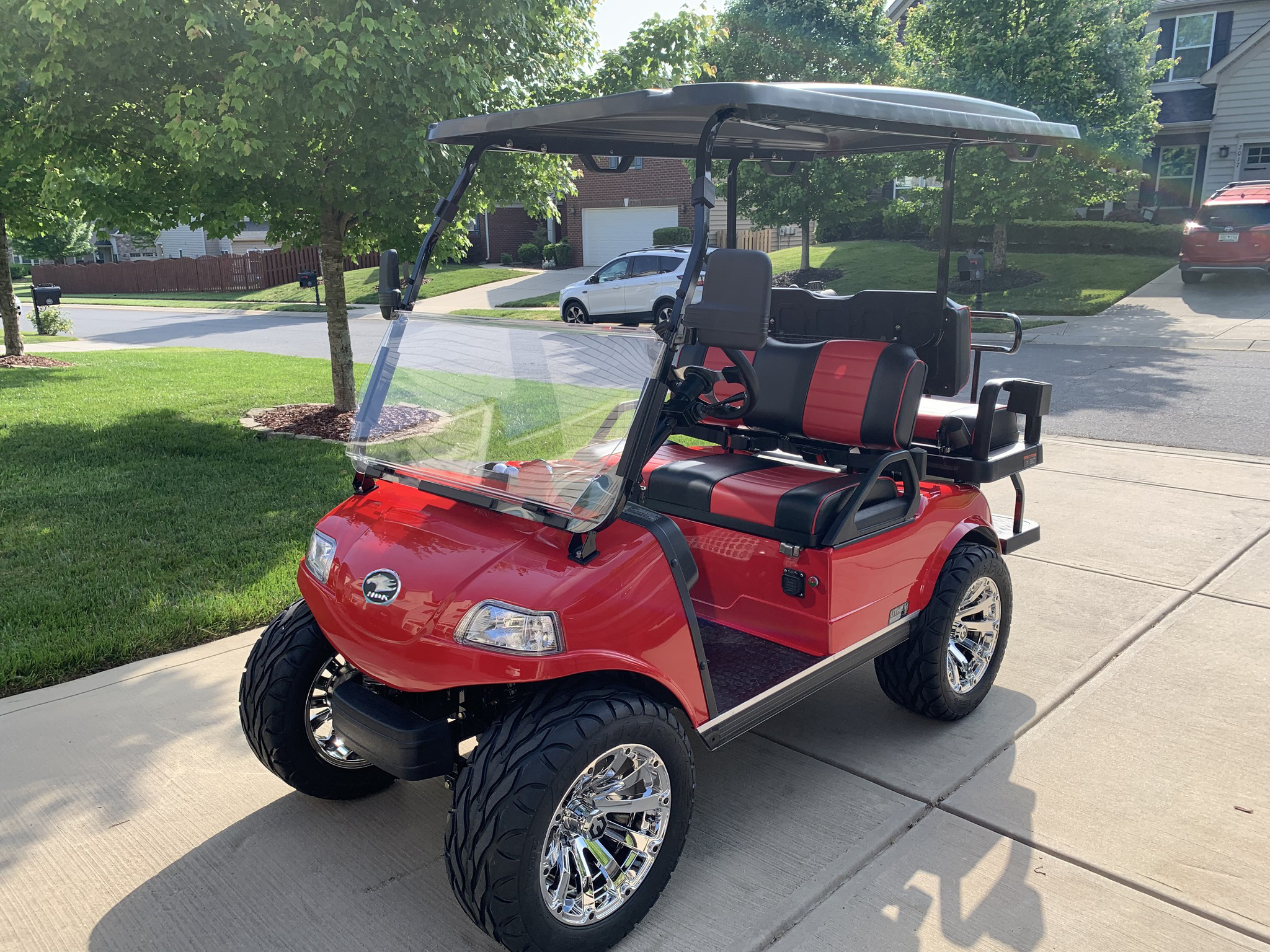 https://www.hddexpress.com/a-golf-cart-with-increased-comfort-and-more-performance-product/
